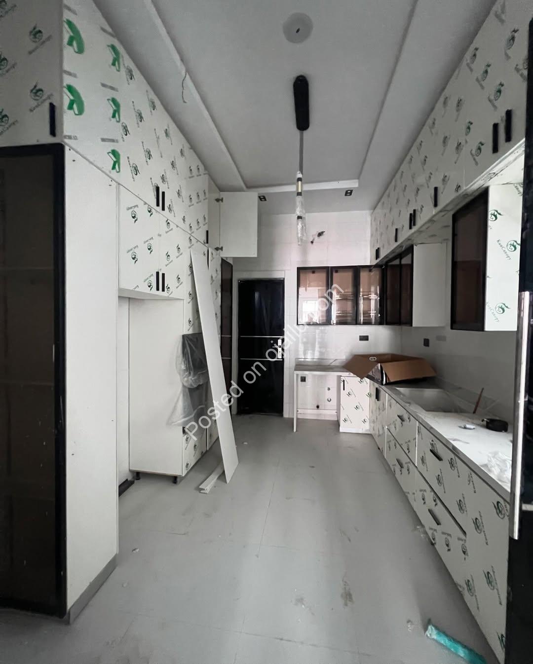 Elegant 4-Bed Duplex in VGC – Yours for ₦300M
