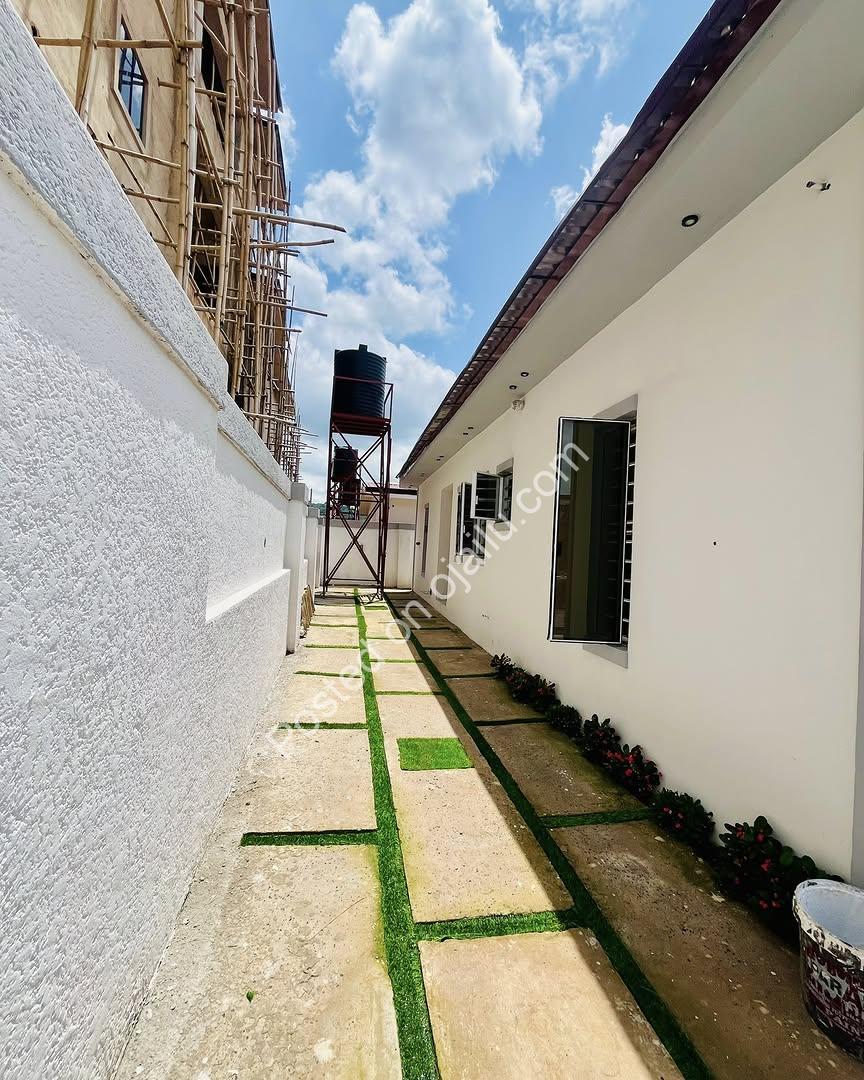 Enugu’s Finest: 3-Bed Ensuite Bungalow in Trans-Ekulu