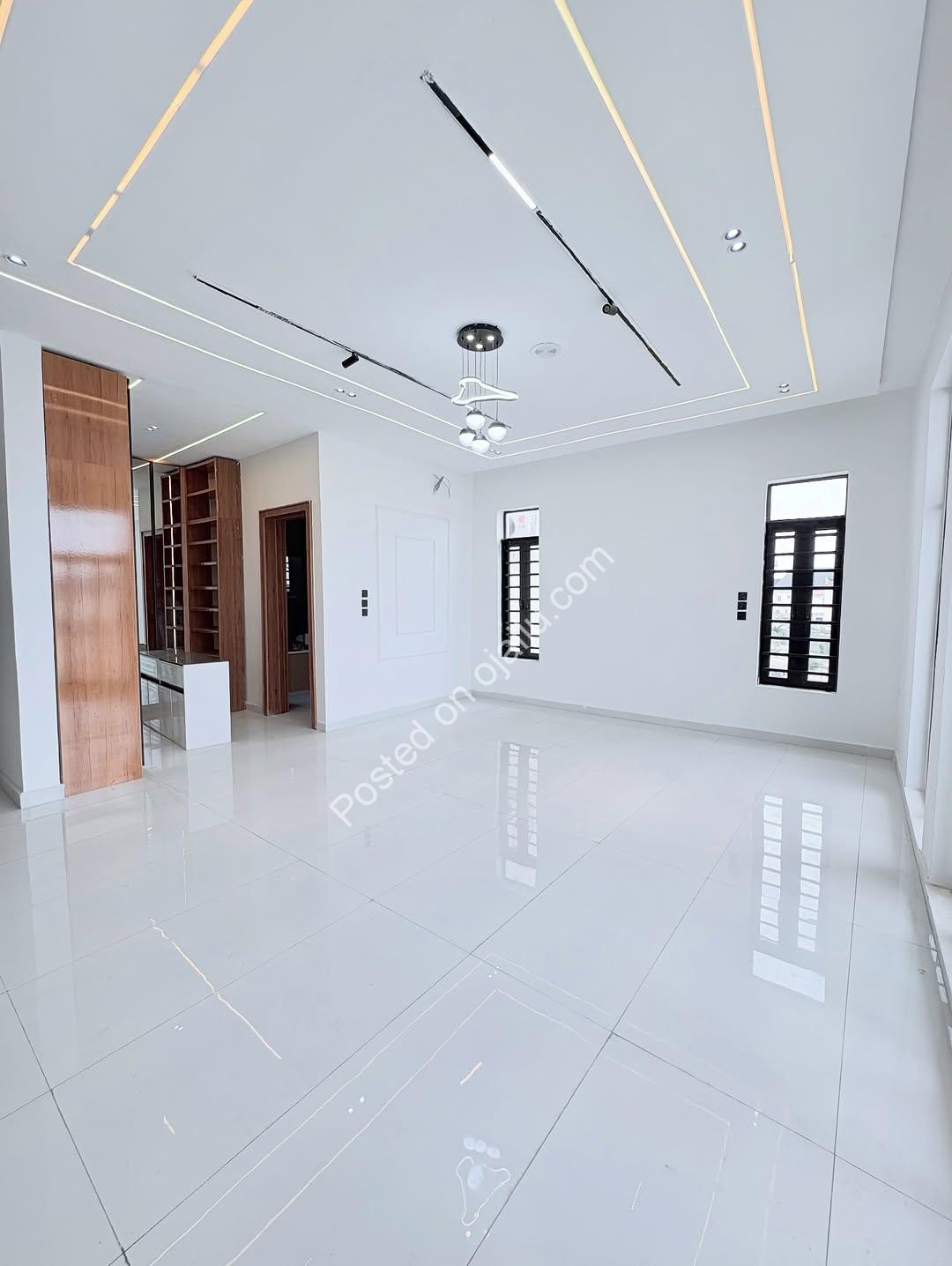 Unveil Perfection at Chevron: Brand-New 5BR Automated Smart Duplex