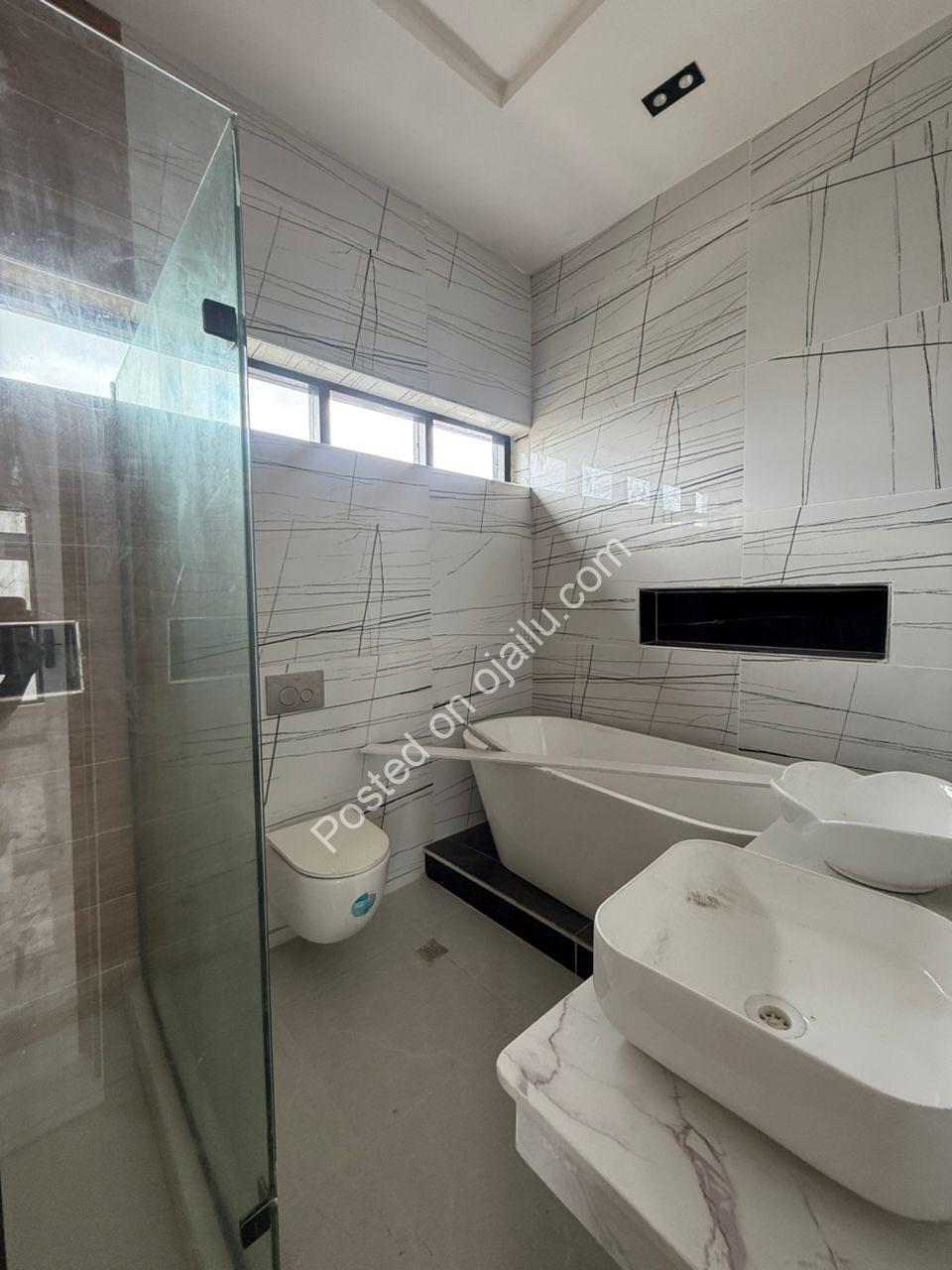 Move-In Ready 4BR Duplex with Private Pool & BQ