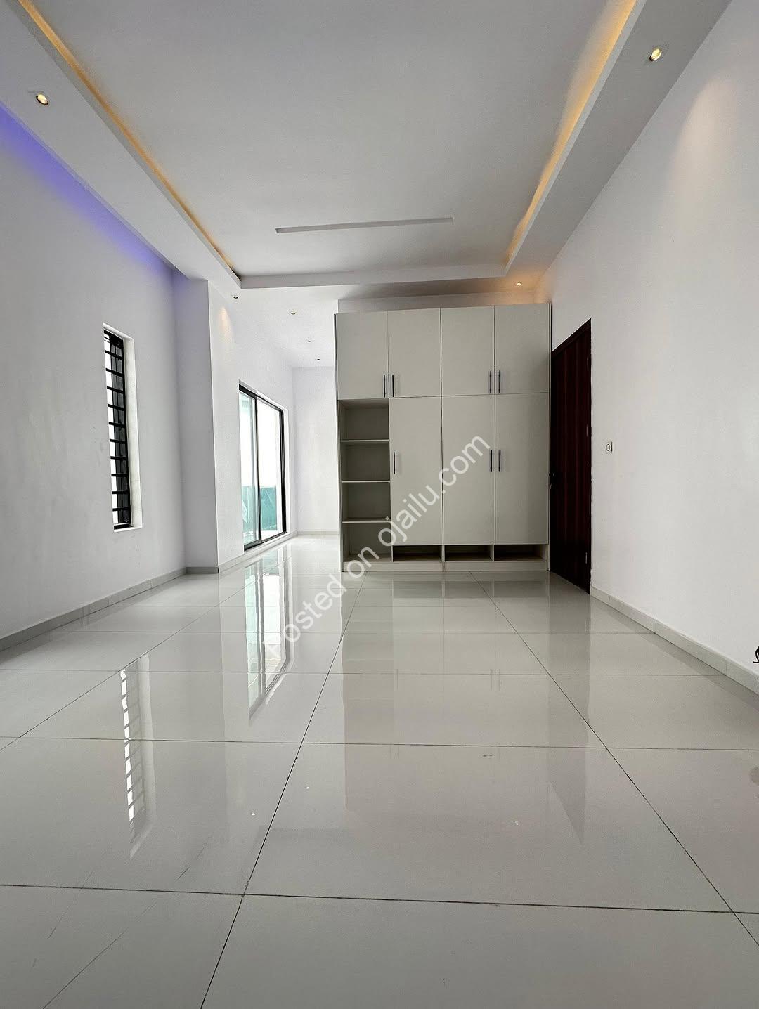 4-Bed Duplex with BQ in Chevron Lekki