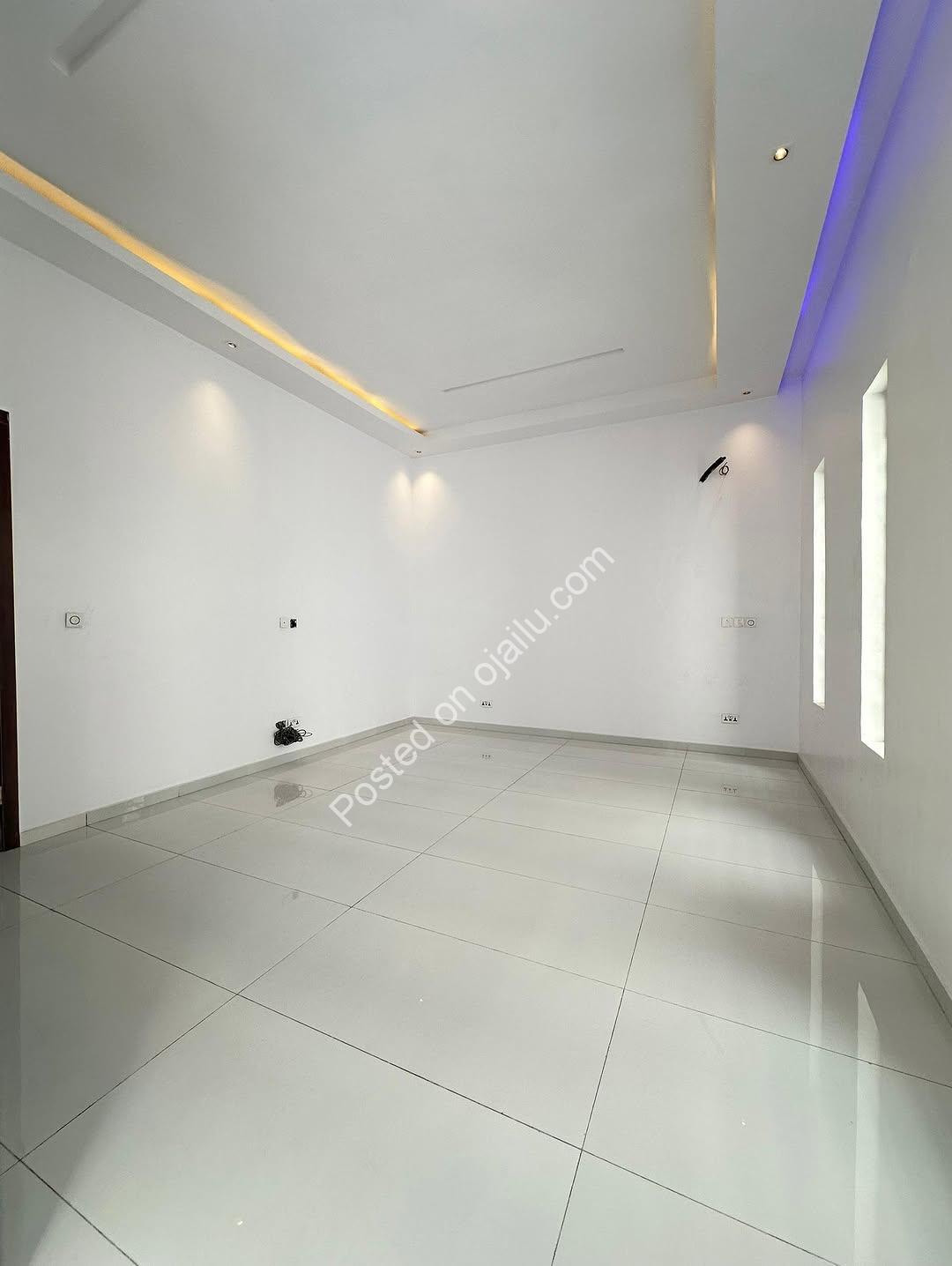 4-Bed Duplex with BQ in Chevron Lekki