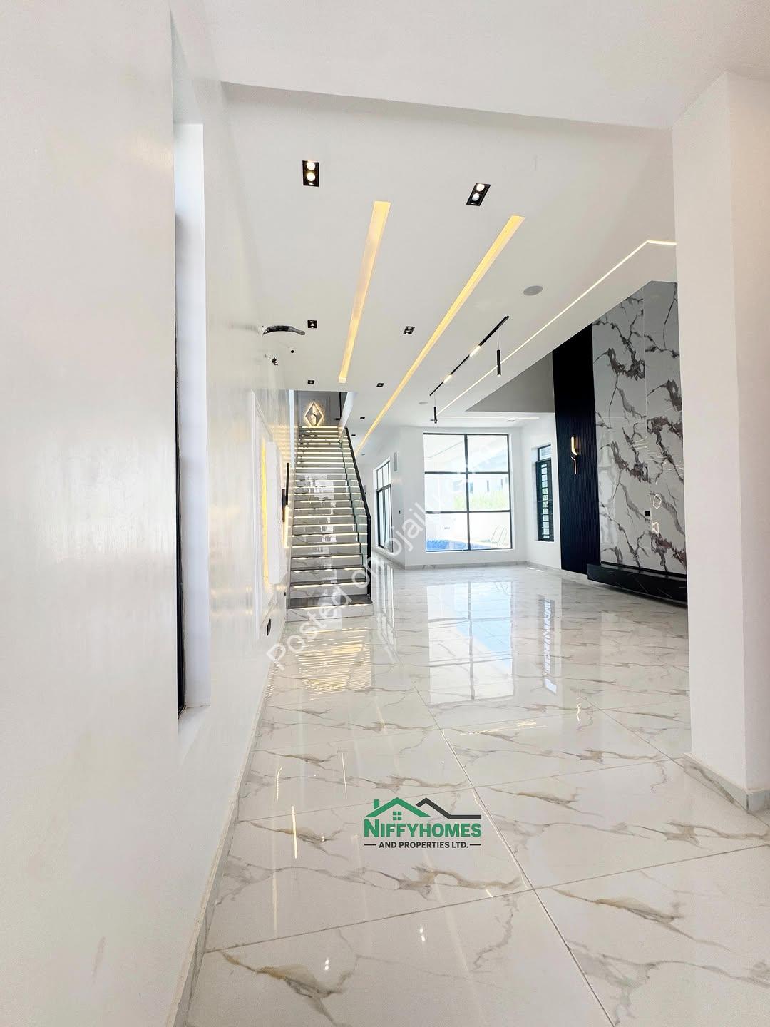 5-Bed Duplex in Ajah: Pool & Premium Finishes