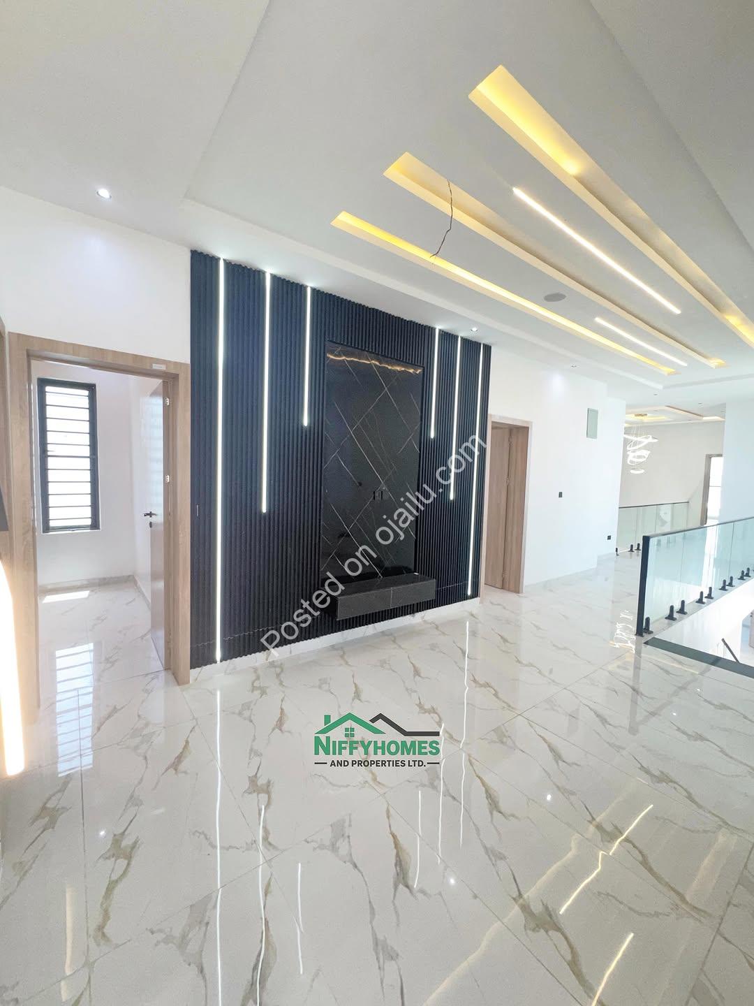 5-Bed Duplex in Ajah: Pool & Premium Finishes