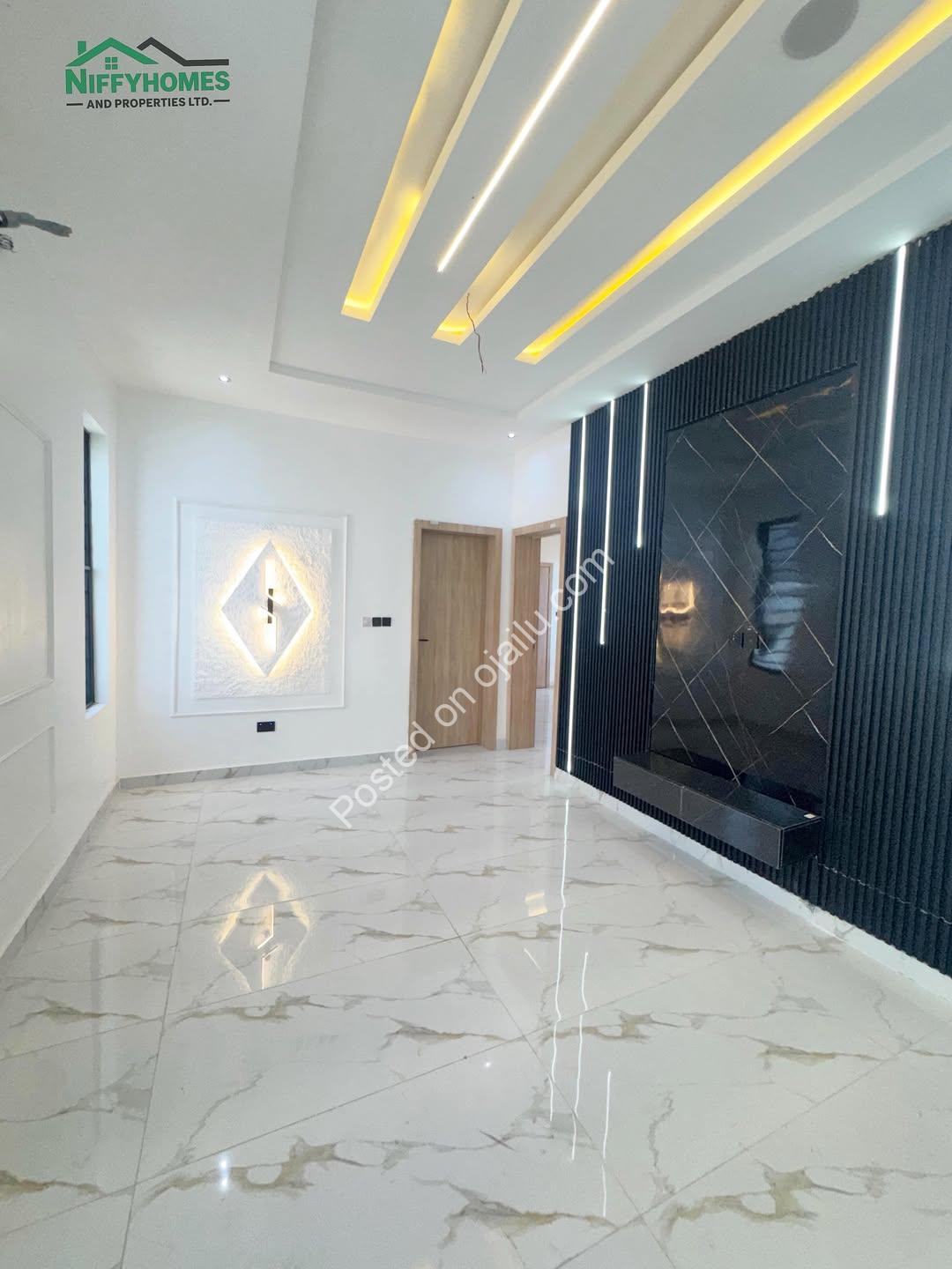 5-Bed Duplex in Ajah: Pool & Premium Finishes