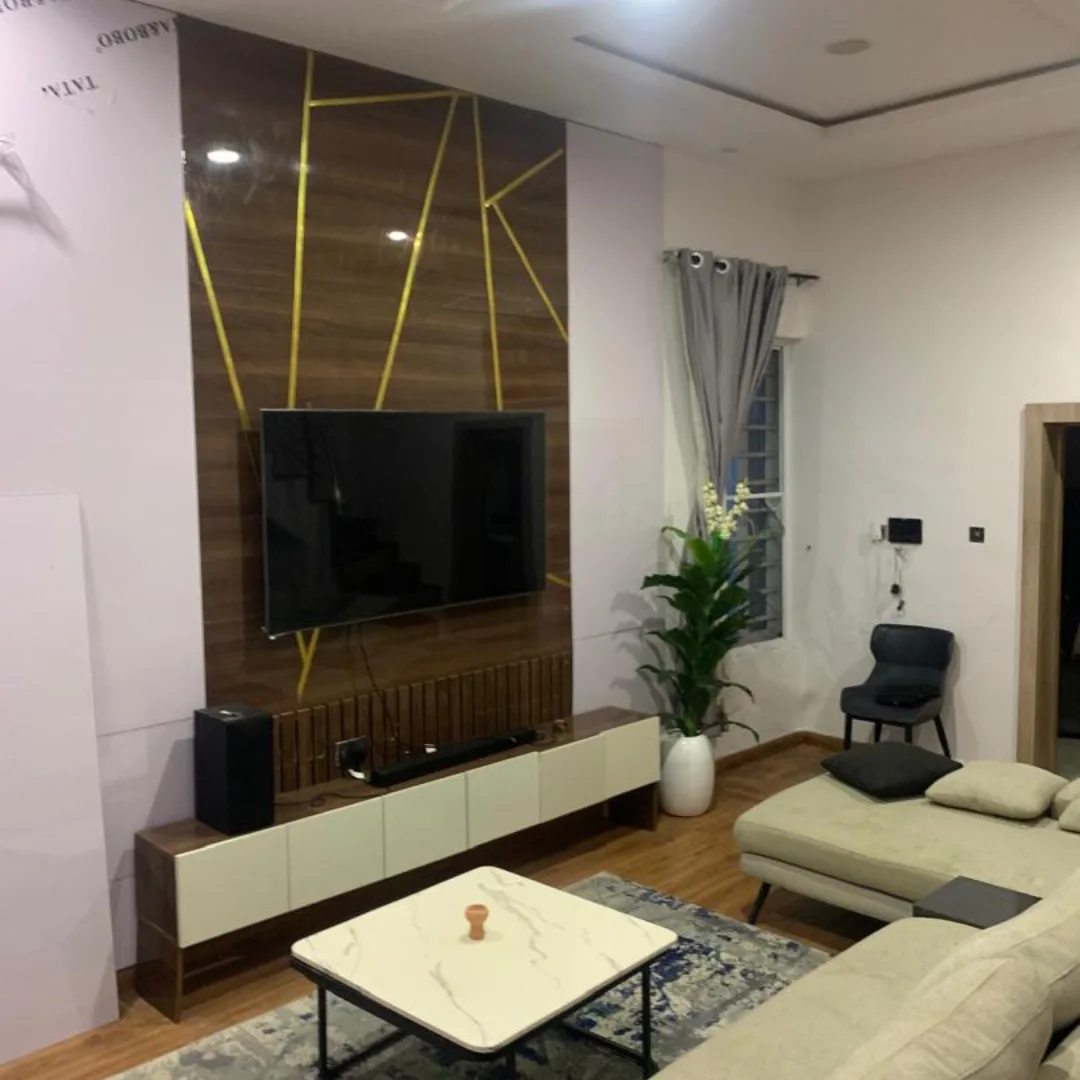 “4BR Terrace Duplex: Fully Furnished in Harris VGC”
