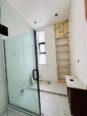 Ikota 4-Bed Haven: Ensuite Luxury, 200M