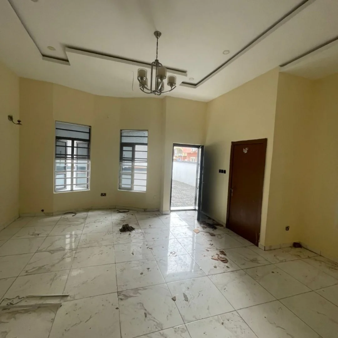 Your Ikota Villa Dream Awaits: 4BR Semi-Detached