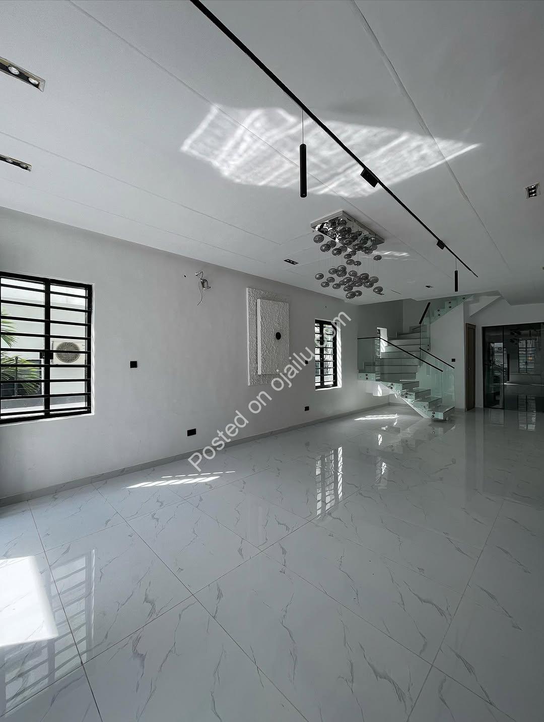 5-Bed Smart Home with BQ in VGC – N350M
