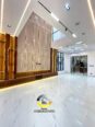 Ikota Showstopper: 5BR Duplex, Pool & Gym