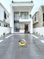 Ikota Showstopper: 5BR Duplex, Pool & Gym