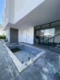 Cowrie Creek Gem: 5-Bed Duplex with Pool & Cinema