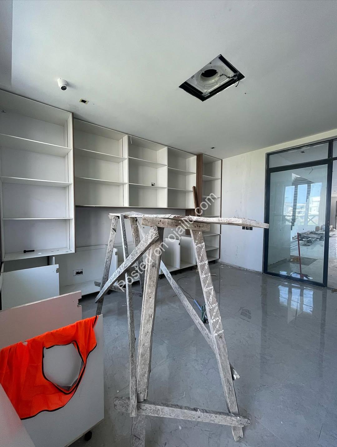 Cowrie Creek Gem: 5-Bed Duplex with Pool & Cinema