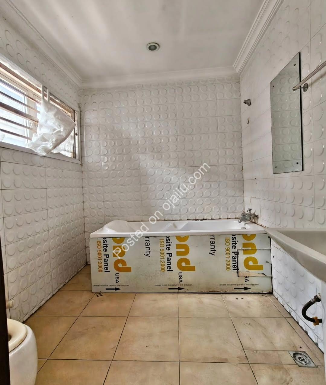 Spacious 5-Bed Duplex with BQ in Opebi: N330M