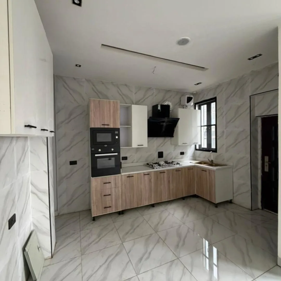 Unveil Serenity: 2-Bed Ologolo Gem with 24hr Power