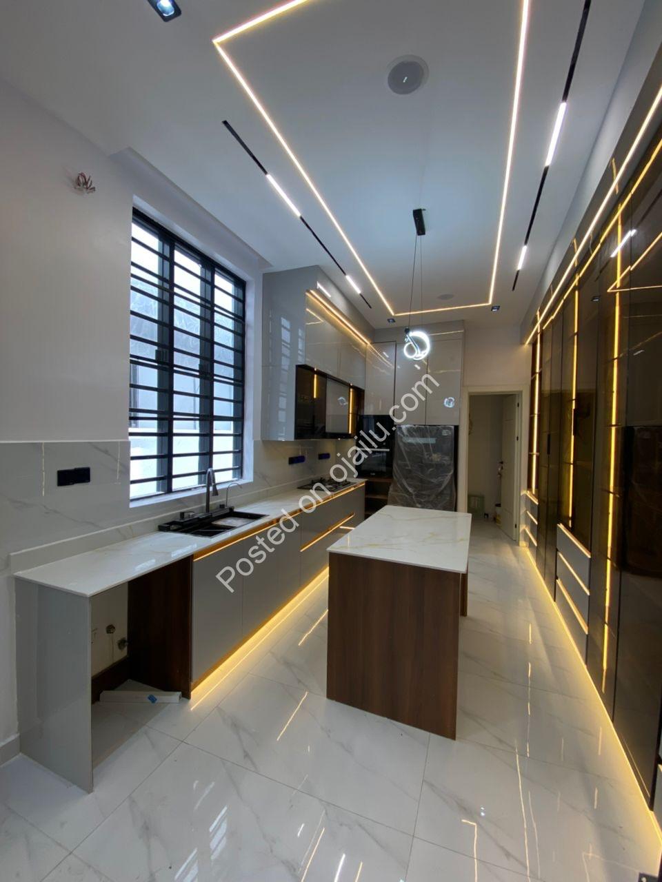 Own Ikota’s Finest: 5-Bed Brand New Villa