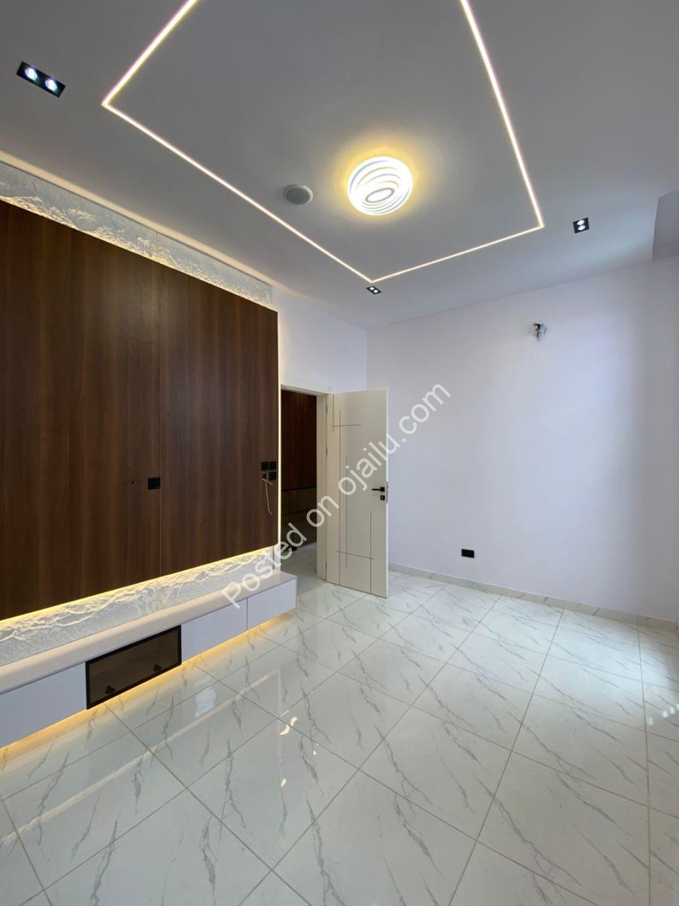 Own Ikota’s Finest: 5-Bed Brand New Villa