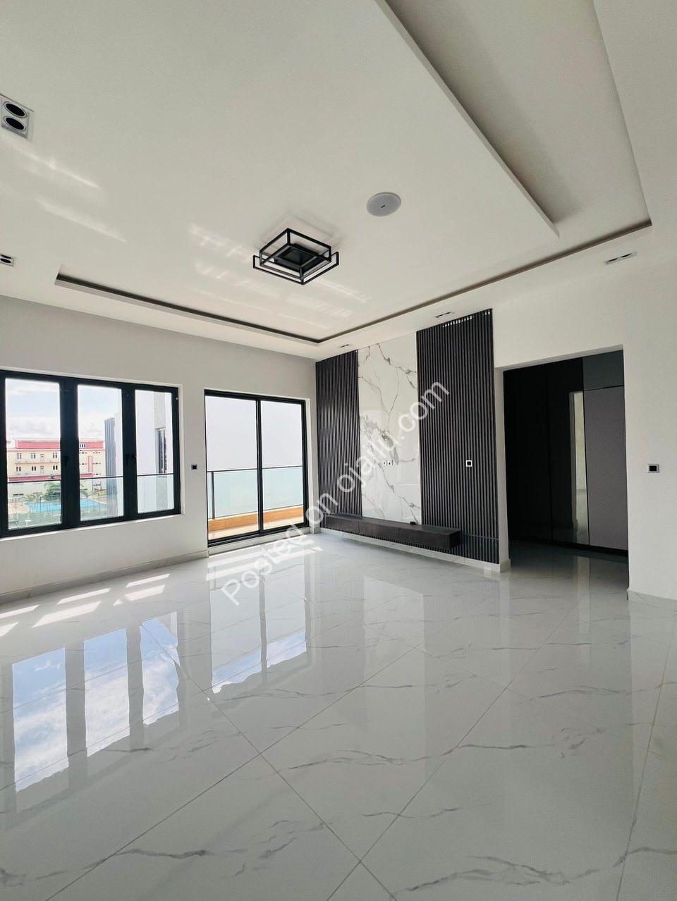 Elite 5-Bed Duplex with BQ in Secure Lekki Estate