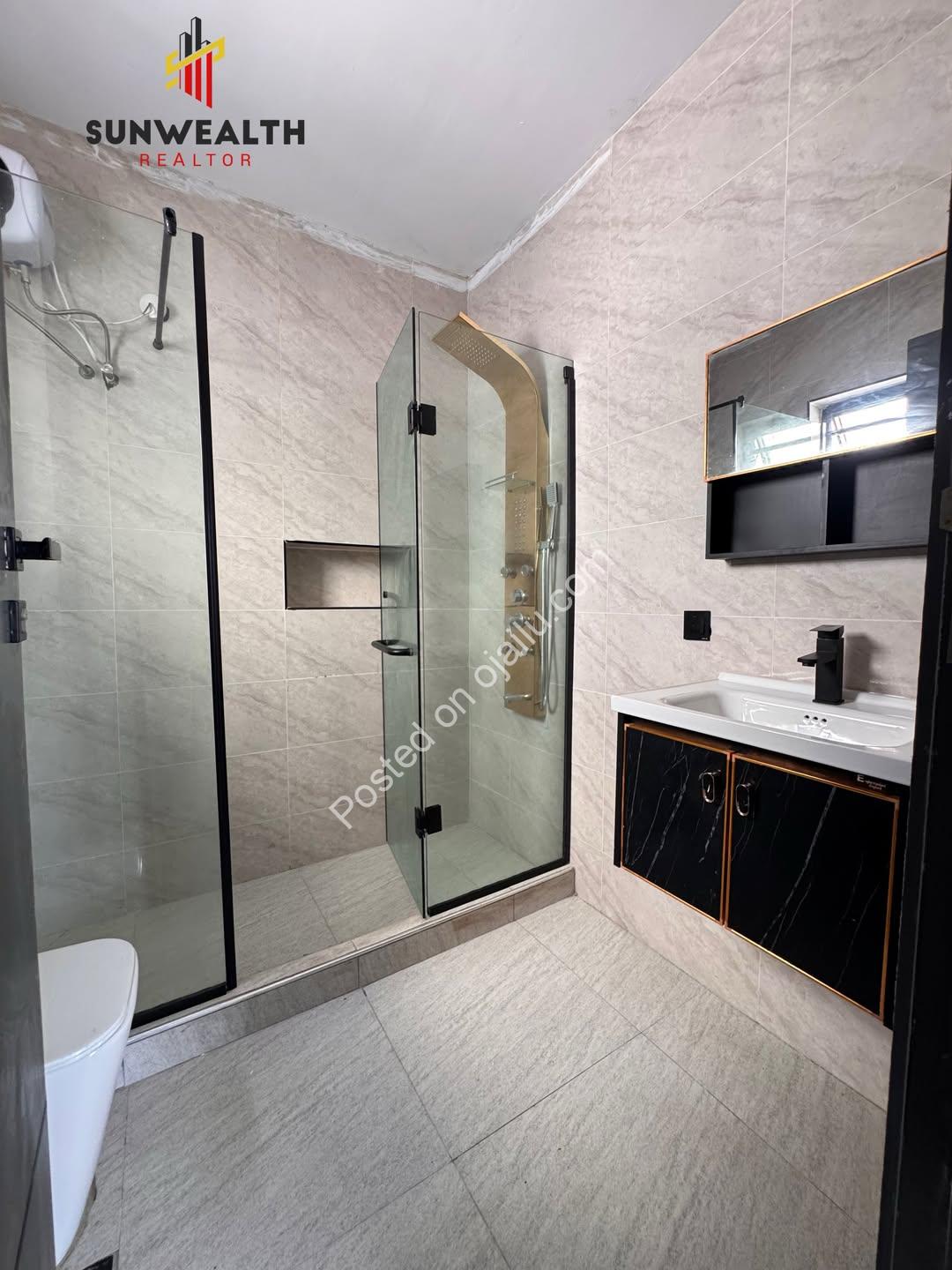 Your Dream Home Awaits: Brand-New 4-Bed Duplex with Pool in Orchid