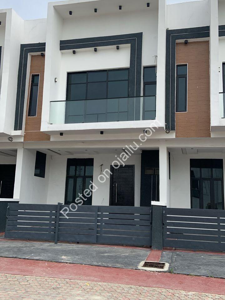 Move-In Ready: 3BR Terrace + BQ in Ikota, ₦150M