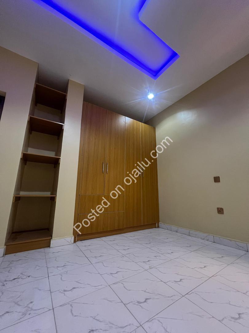 All-Ensuite 2BR Beauty Near Ikeja & Airport