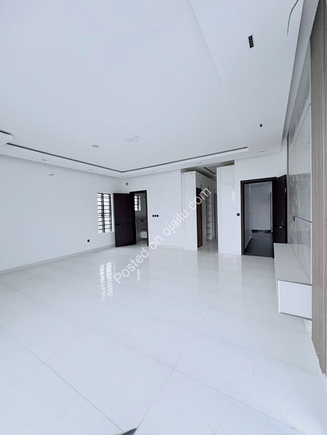Experience 350M Smart Luxury in Chevron Lekki
