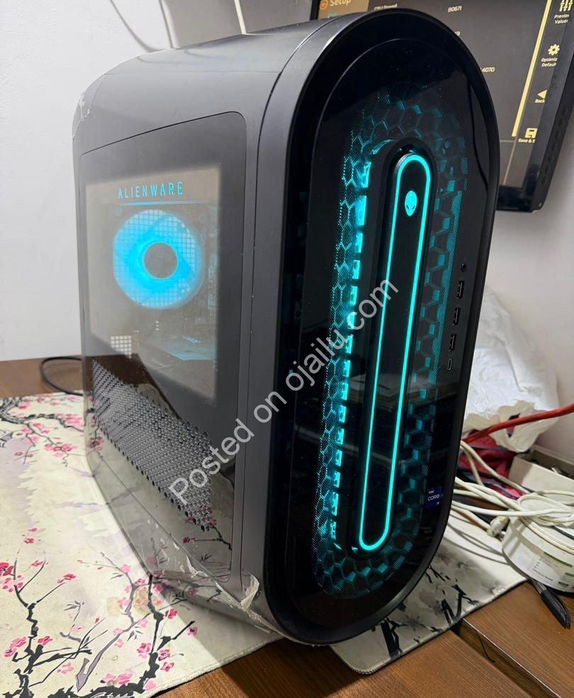 Performance Beast: Alienware Aurora R15 – i9, 64GB, RTX 4070