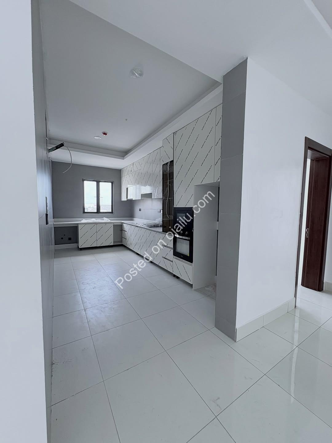 Brand New Lekki Phase 1 Apartments – All Rooms En-Suite