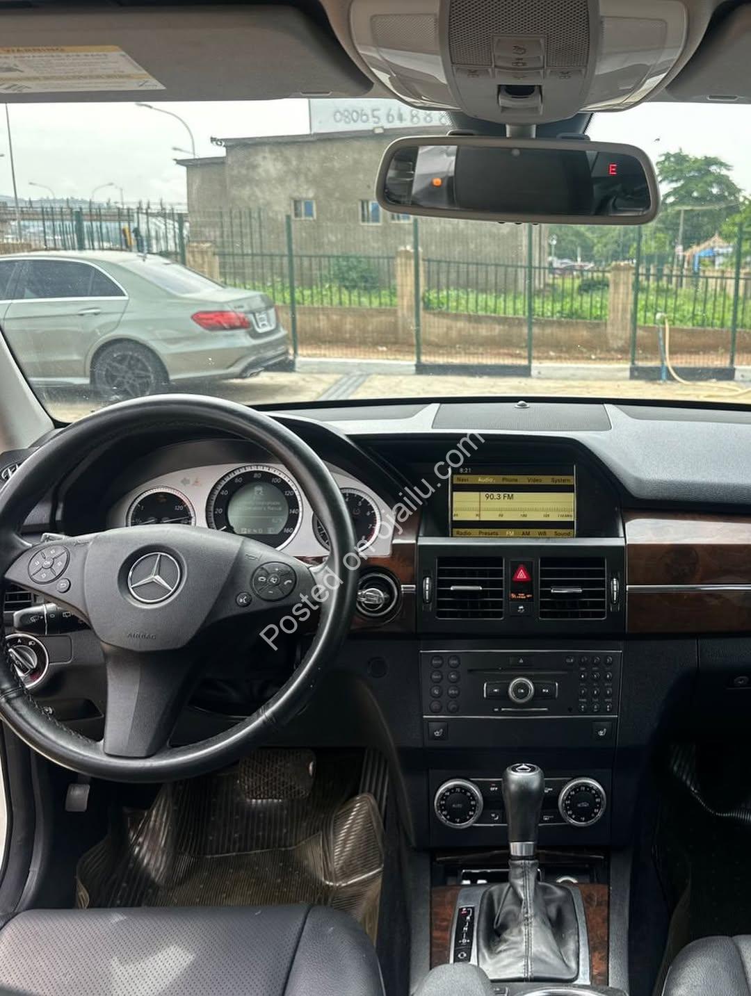 2011 GLK 350: Belgian Purity, Drive Away