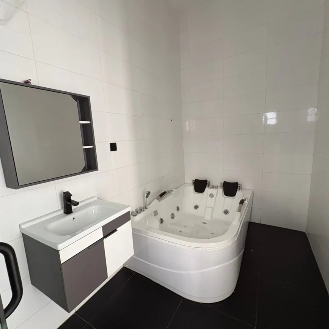 18hrs Power, 4-Bed Duplex with BQ in Orchid Lekki