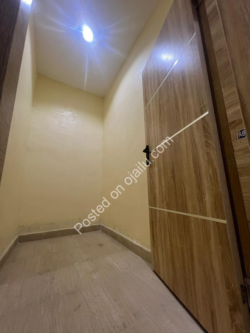 All-Ensuite 2BR Beauty Near Ikeja & Airport