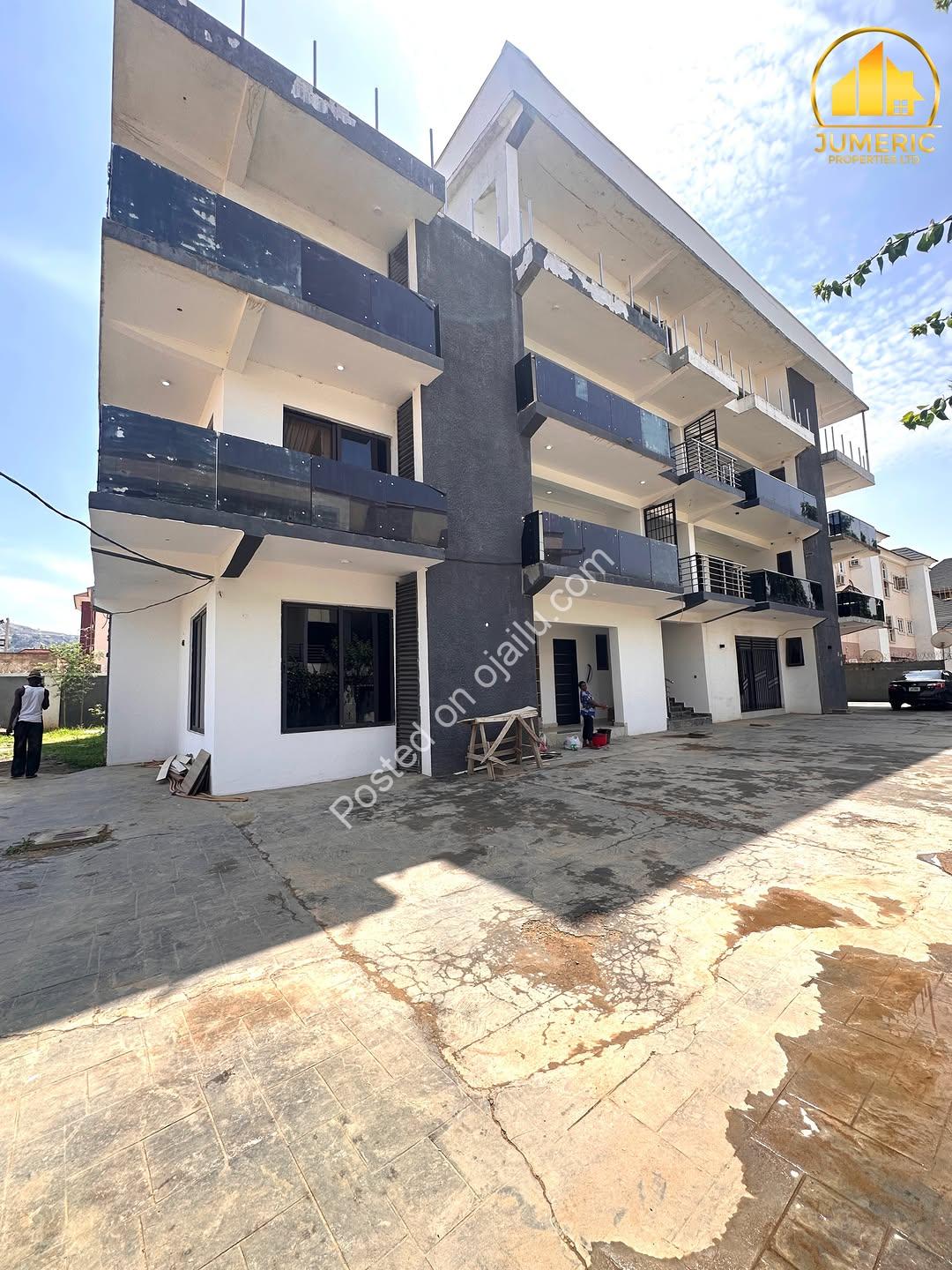Refined Living: 3BR + BQ in Prime Jahi