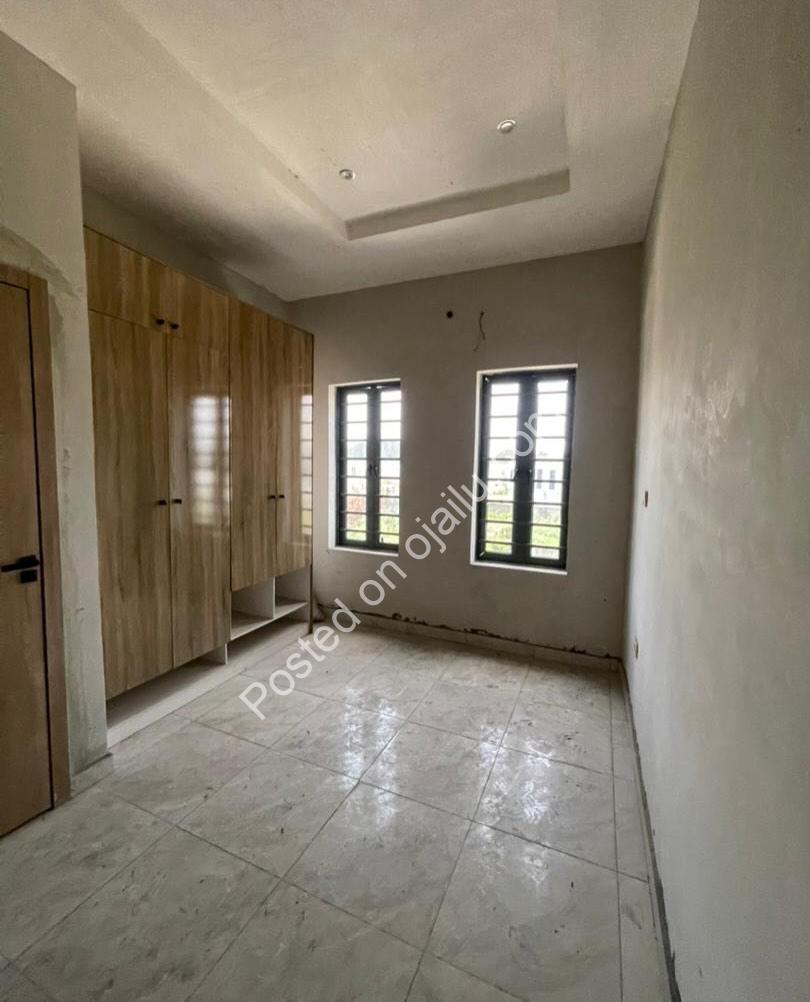 Dream Home Awaits: 4-Bed Semi-Detached Duplex in Orchid Lekki