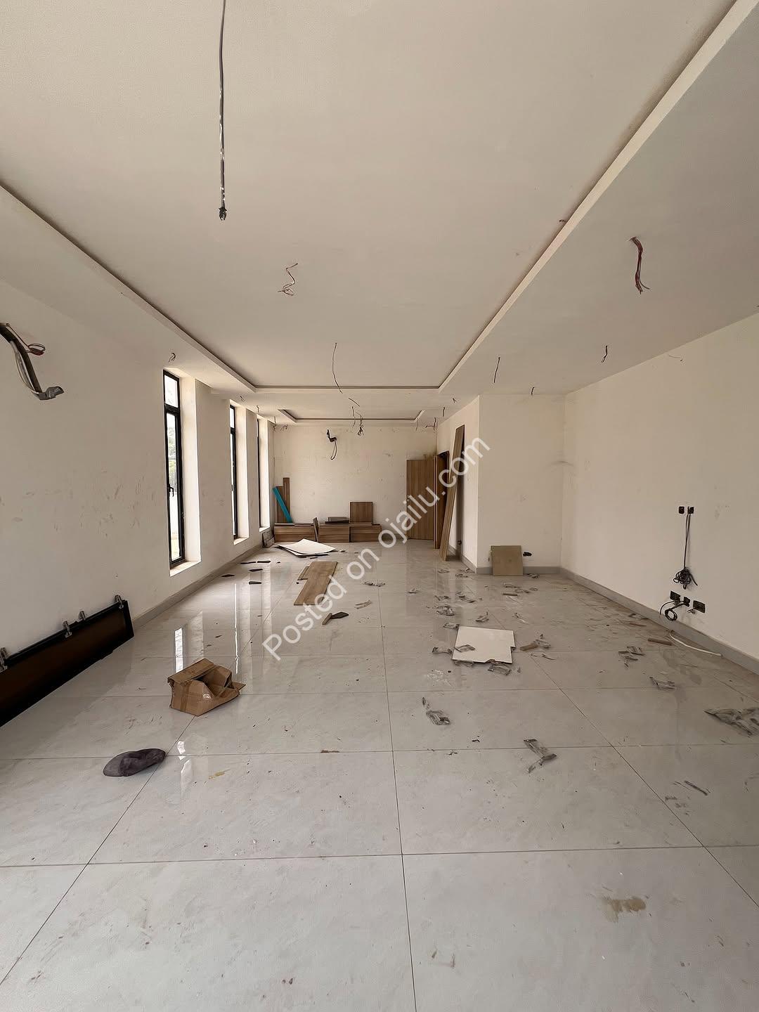 6 En-Suite Lounges: Masterpiece in Kado