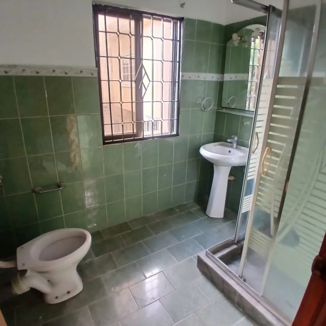 4-Bed Semi-Detached Home + BQ in Prime Lekki Phase 1 | Mixed-Use