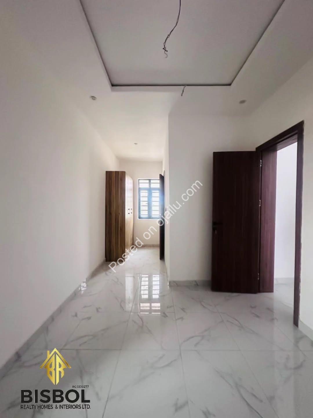 Move-In Ready: Fully Furnished 2/3 Bedroom in Ajah!