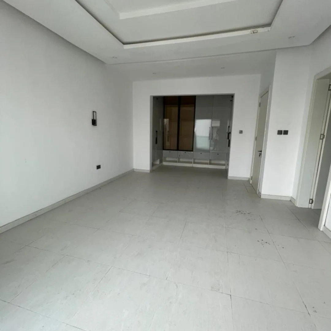 Brand New 4BR Terrace Duplex + BQ in Orchid Lekki | 13M