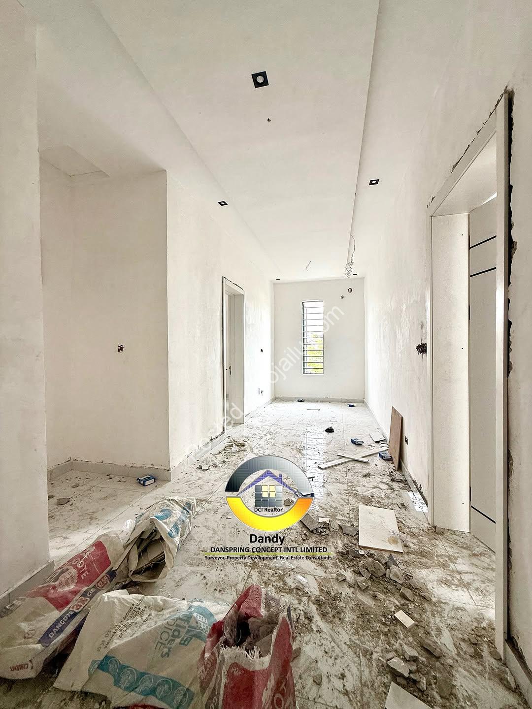 Contemporary 4-Bed Duplex with Bluetooth Speakers & Pendant Lights