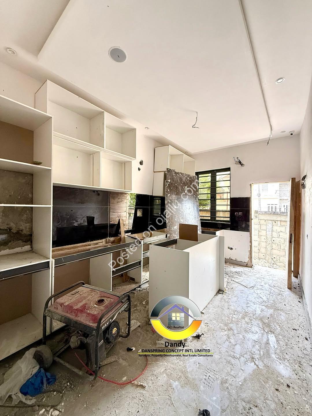 Contemporary 4-Bed Duplex with Bluetooth Speakers & Pendant Lights