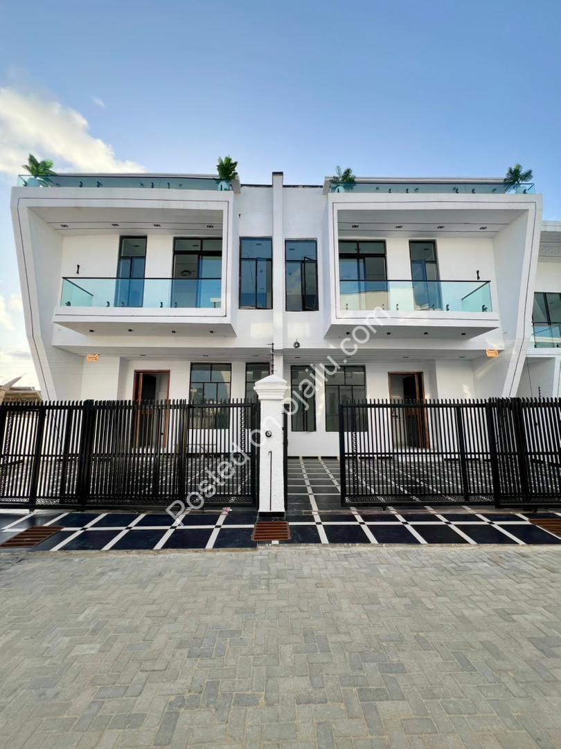 Stylish 4-Bed with BQ in Secure Ajah Estate