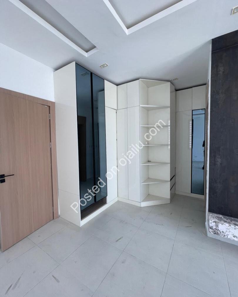 Modern Elegance: 4-Bed Duplex in Orchid Lekki