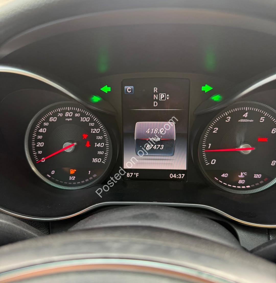 2020 Merc C300 Full Option, Double Pano – Immaculate