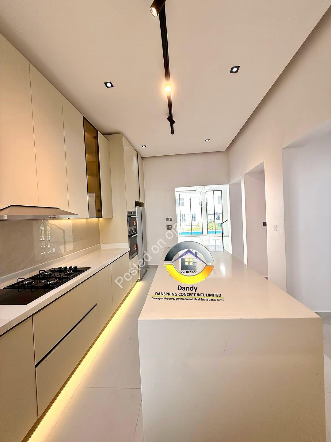 Cinema & Pool: Modern 5-Bed Dublex in Ikate