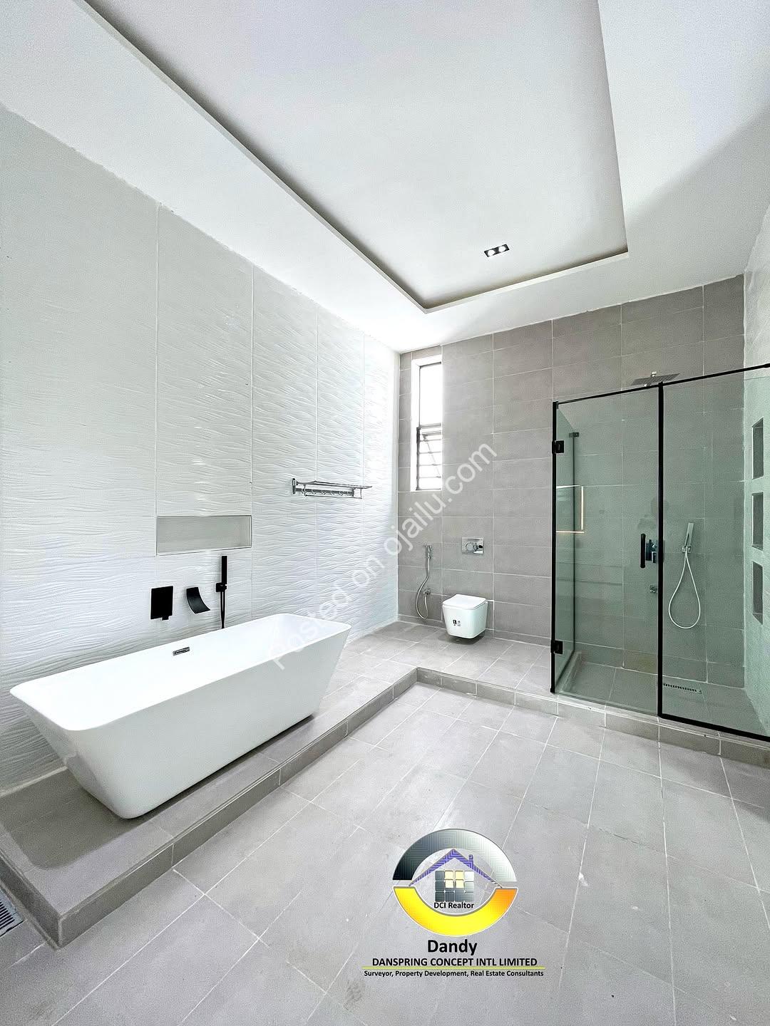 Resort-Style Living: Pool, Cinema & Rooftop Terrace!