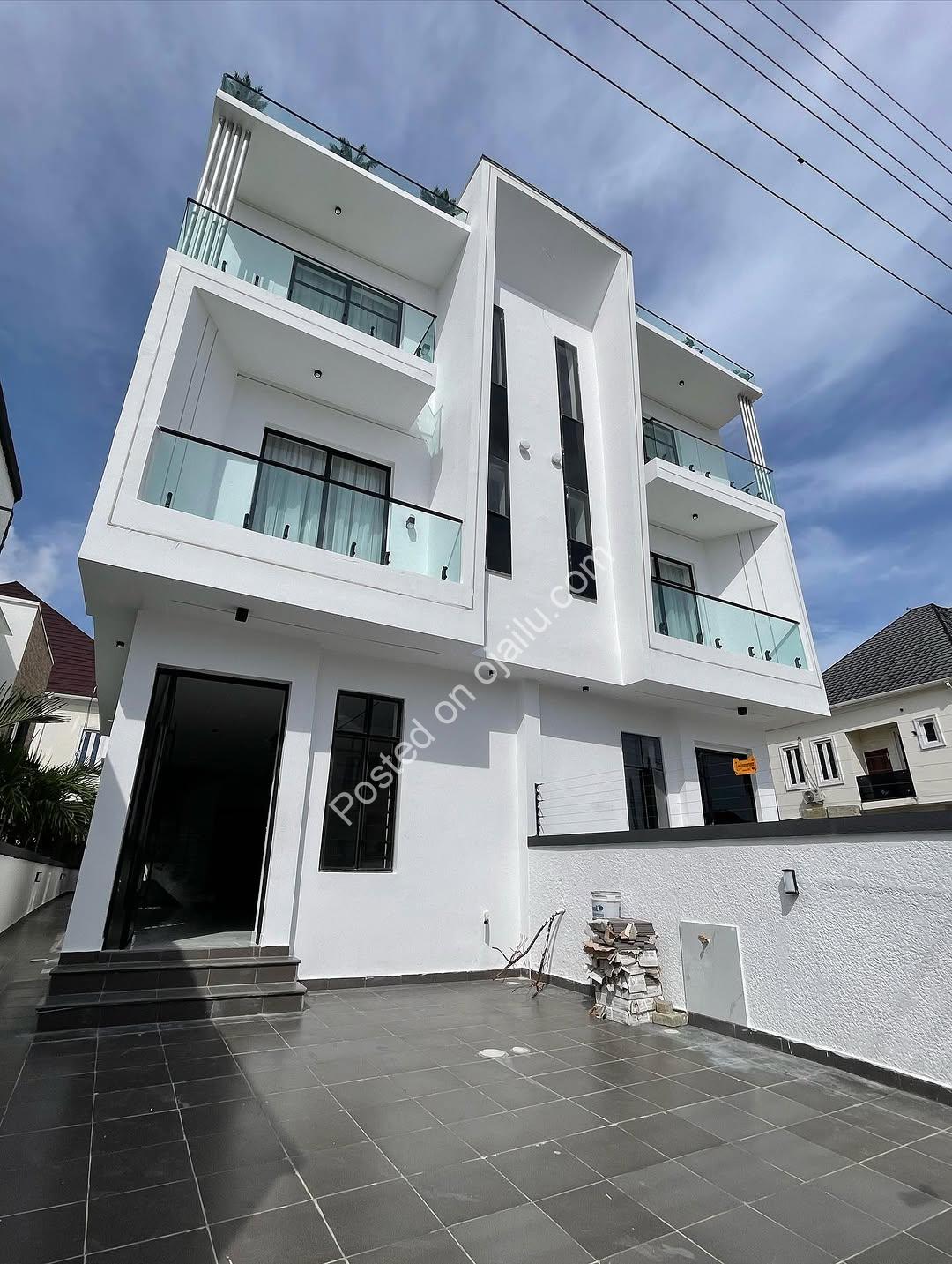 5-Bed Smart Home with BQ in VGC – N350M