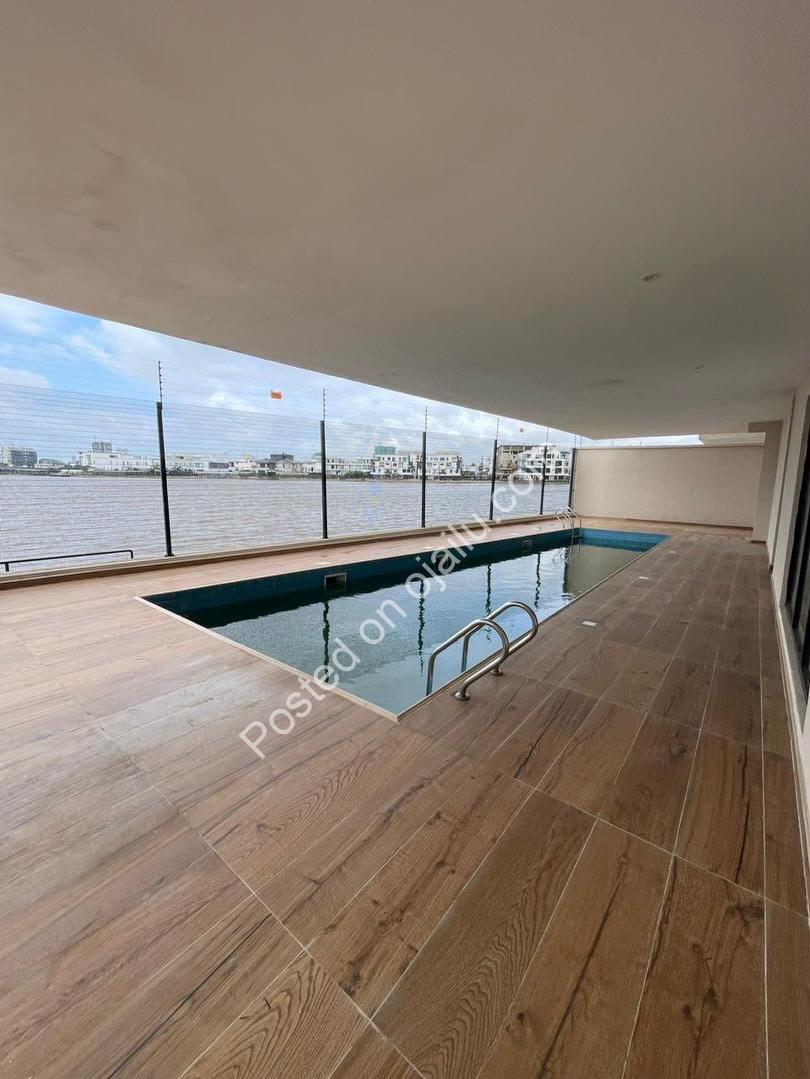 Ikoyi 7-Bed Cinema Home with Pool & BQ