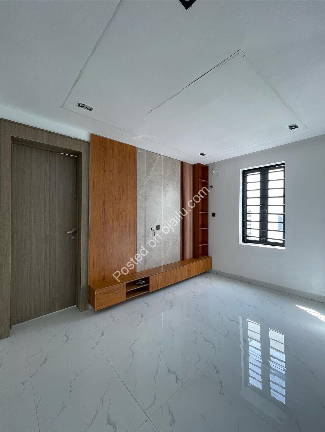 5-Bed Smart Home with BQ in VGC – N350M
