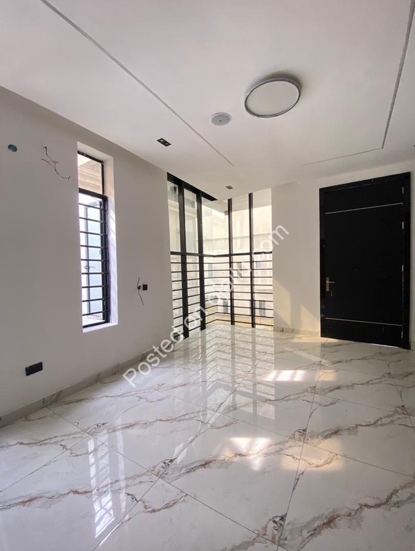 Brand New 4-Bed Stunner in Sangotedo