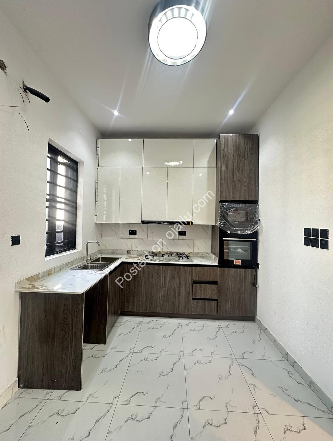 Orchid, Lekki: 4BR Terrace Duplex – Smart Home