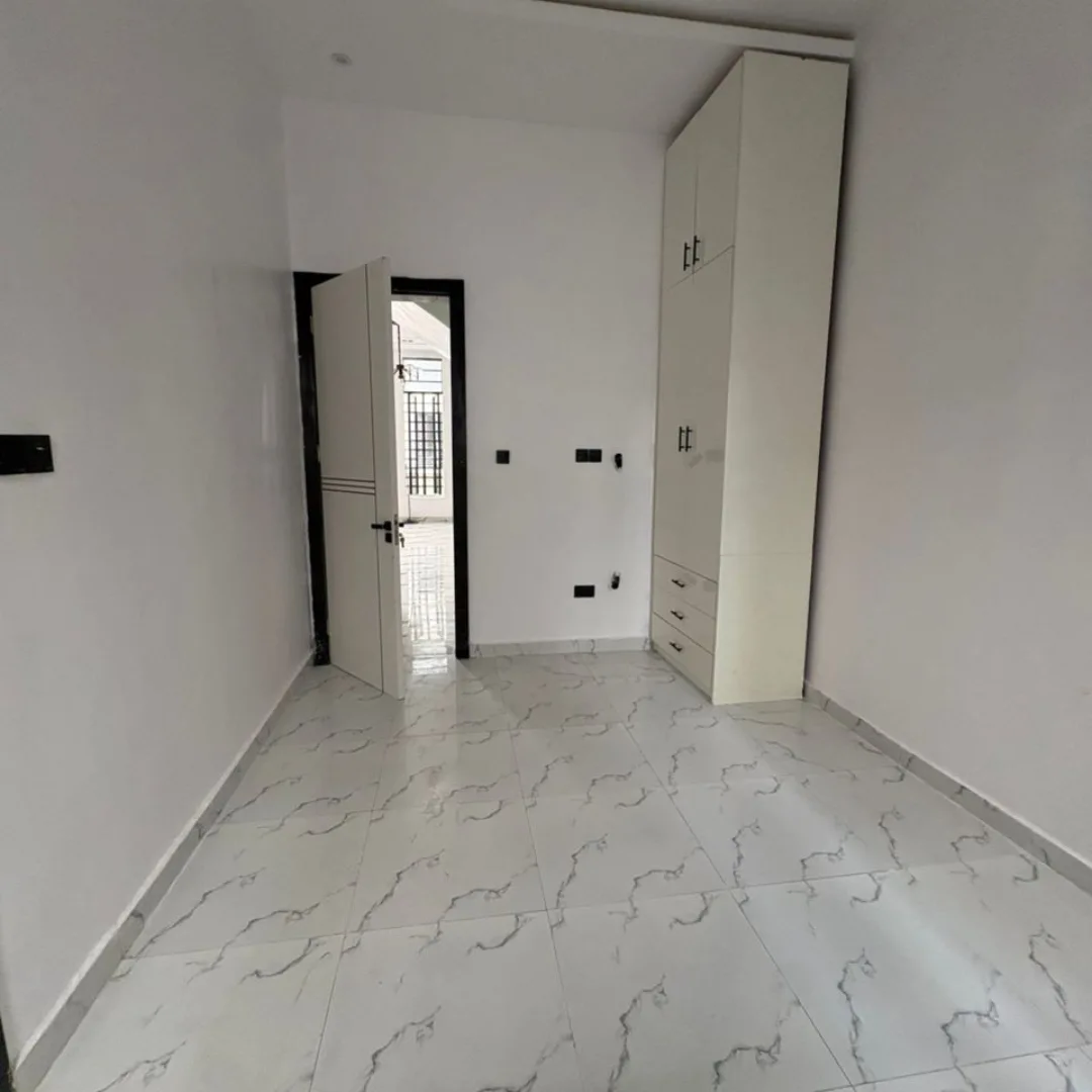 18hrs Power, 4-Bed Duplex with BQ in Orchid Lekki